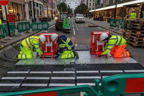 Oxford Street pedestrianisation: All the new traffic restrictions cover image